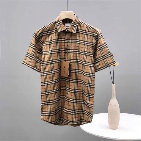 Top 9 phối đồ với áo sơ mi burberry nữ 2022 